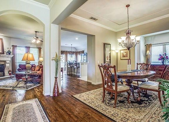 4th image of 1605 Landon Ln