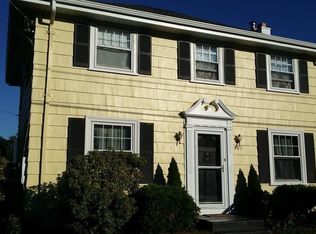 407 Rochester St, Fall River, MA 02720