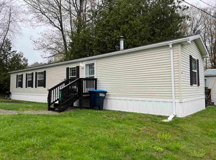 93 Jourdan St, Hinesburg, VT 05461