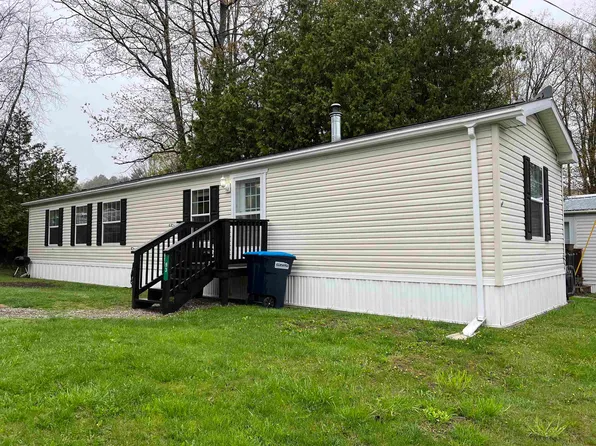 93 Jourdan Street, Hinesburg, VT 05461