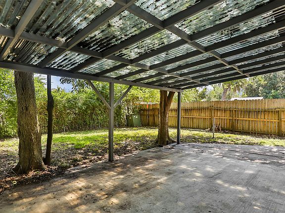 4th image of 4308 Pine Shadows St