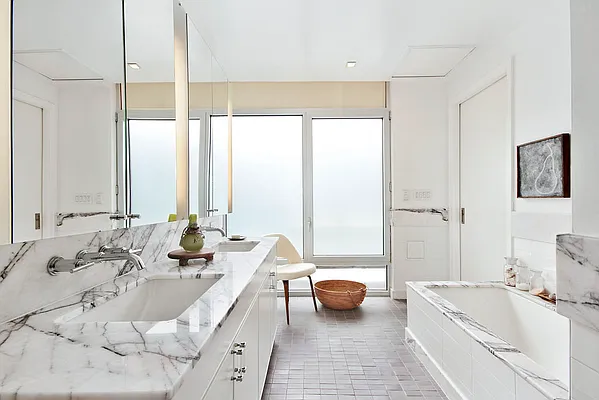 Sold by Corcoran | media 6