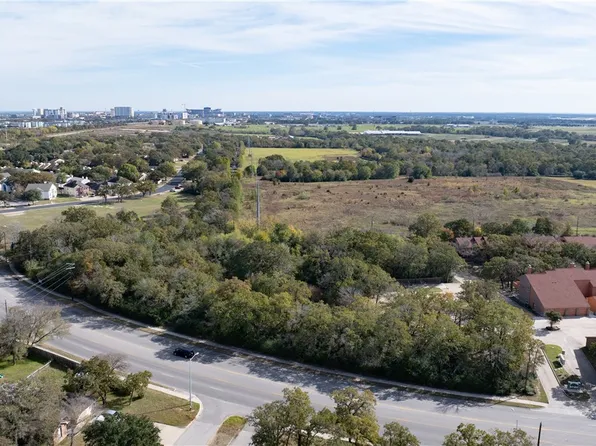 Located On W, Bryan, TX 77802