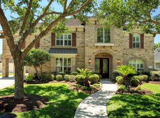 1407 Cabot Lakes Dr, League City, TX 77573