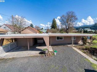182 8th St, Lyons, OR 97358