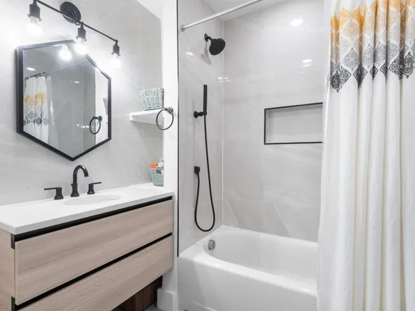 281 Central Ave #3B, Jersey City, NJ 07307