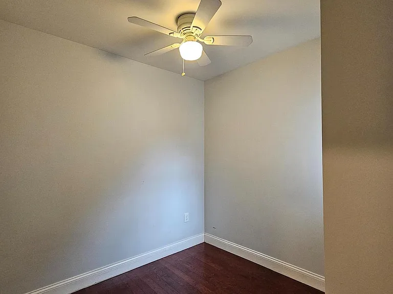 2343 Moore St — Photo 14