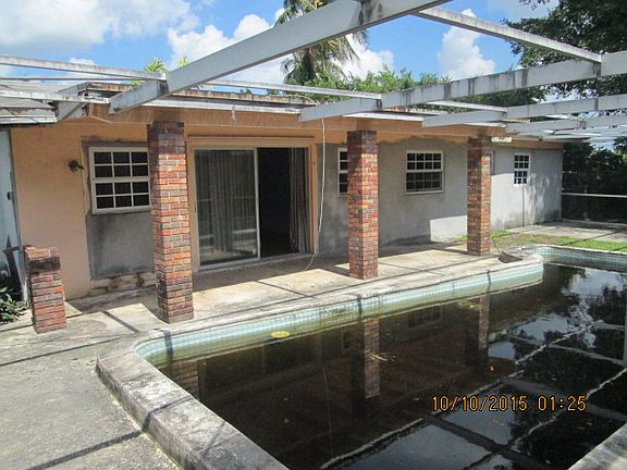 4th image of 230 NW 179th St