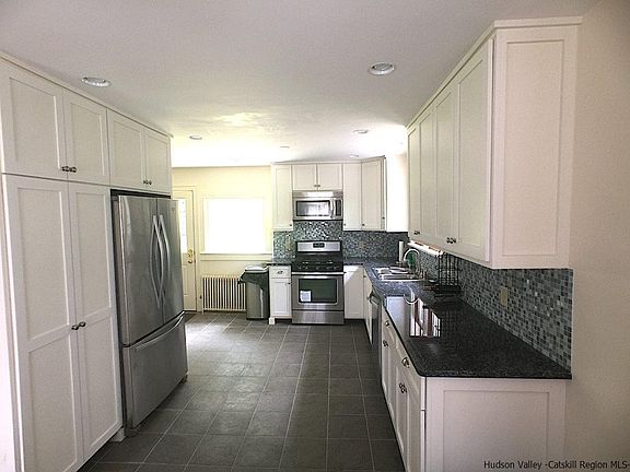 3rd image of 5 Tillson Ave