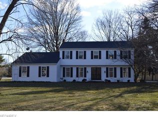 1586 Stonington Dr, Hudson, OH 44236