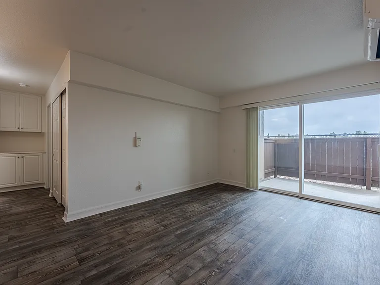 3415 Beech St — Photo 25