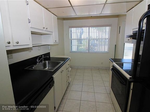 3rd image of 8105 NW 61st St APT A106