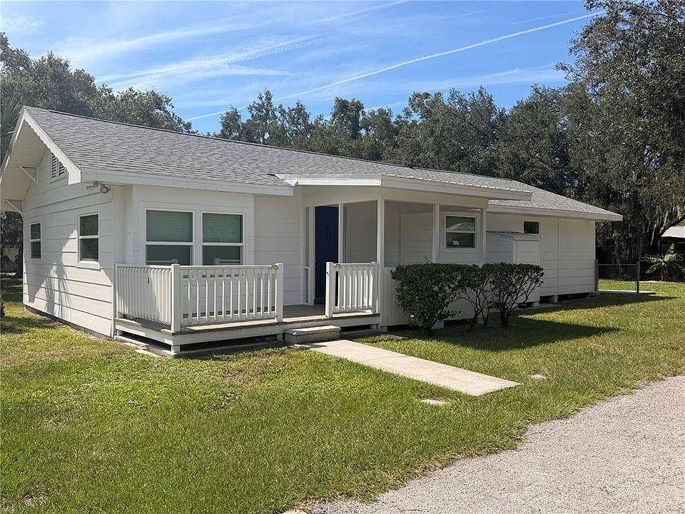 1st image of 8807 Dyer Rd
