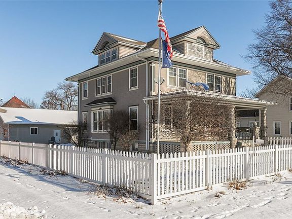 2nd image of 309 2nd Ave