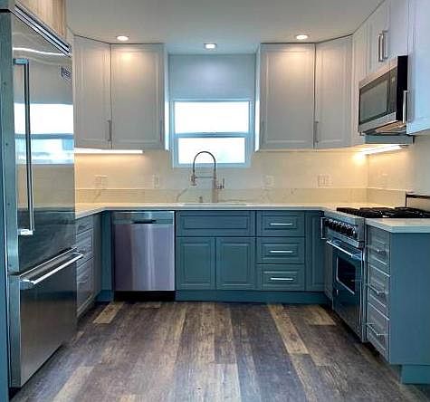 1st image of 1123 Ocean Park Blvd