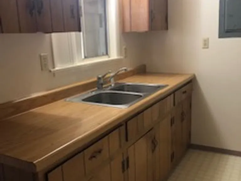 110 Centennial St #B — Photo 6