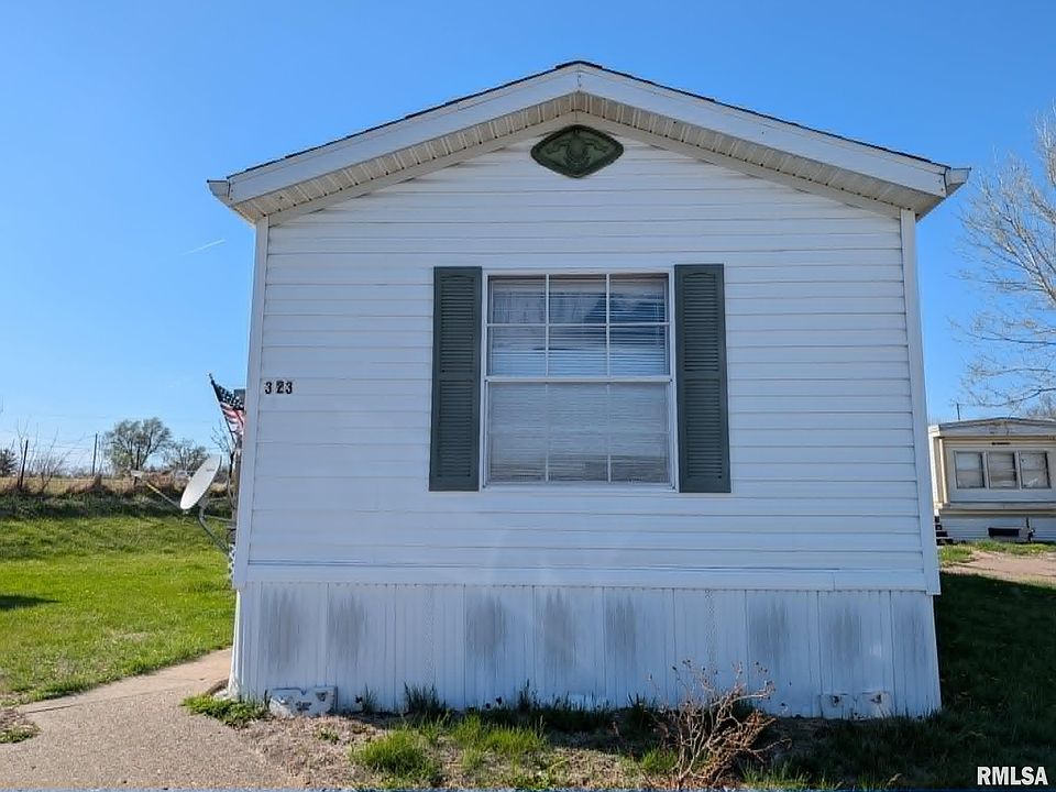 1st image of 323 Acorn Dr
