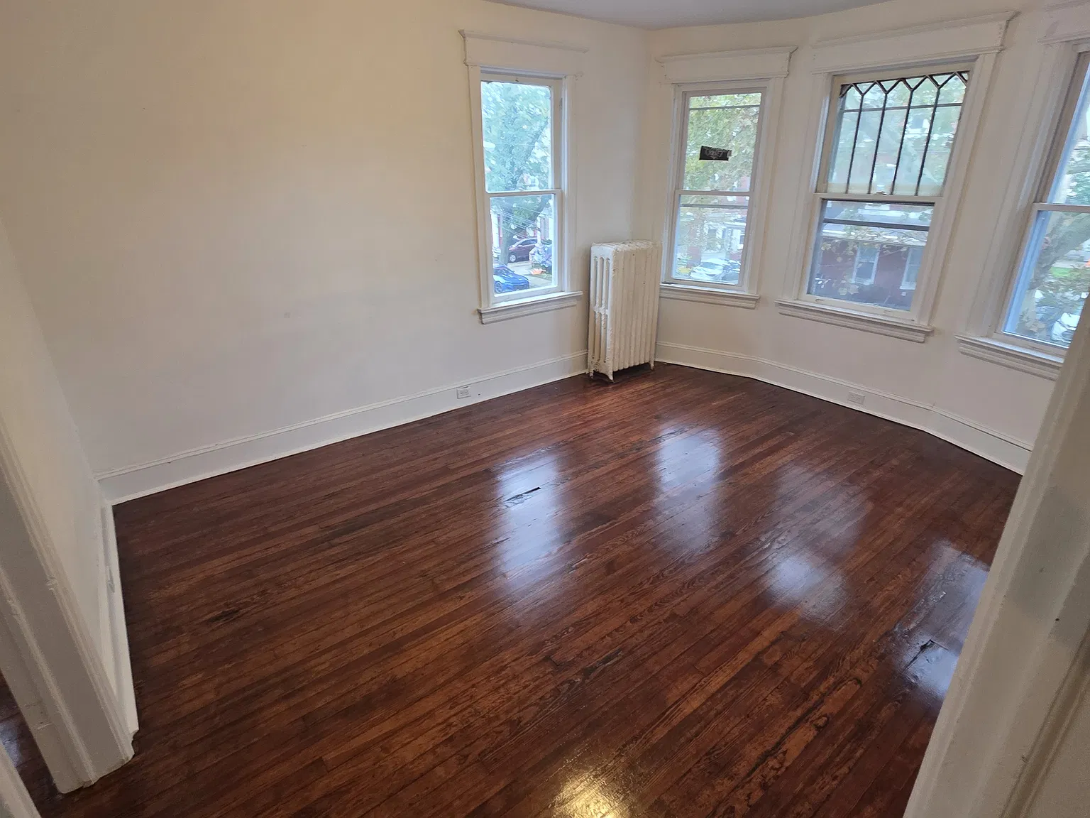 3 bed, 1700 sqft, $2,500 — Photo 3