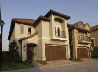 811 Old Oyster, Sugar Land, TX 77478