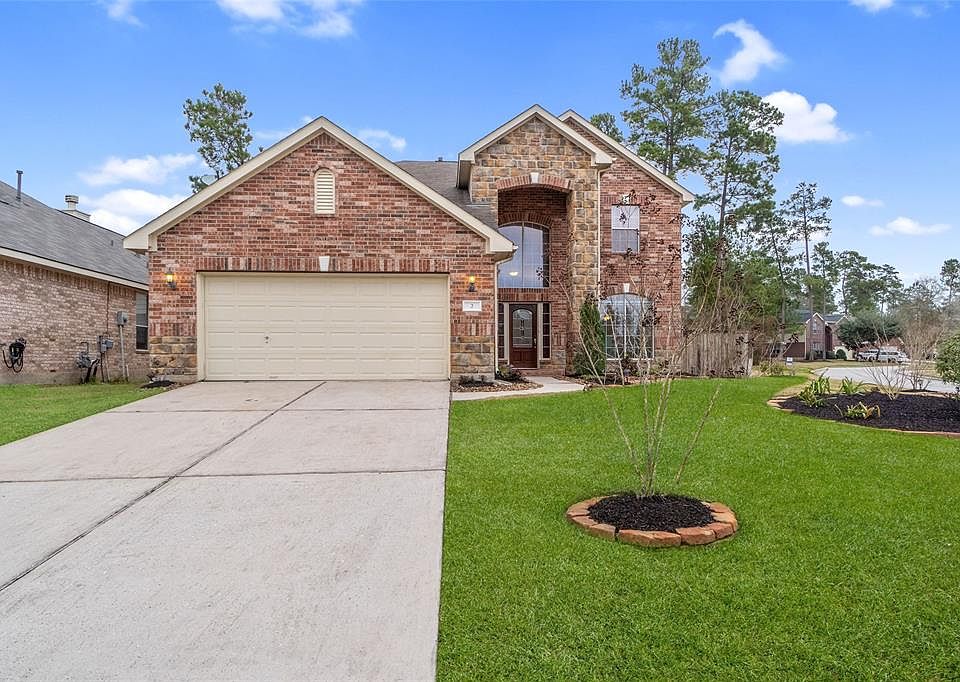 1st image of 2 Sheltered Arbor Ct