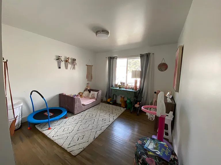 1326 E Downington Ave — Photo 8