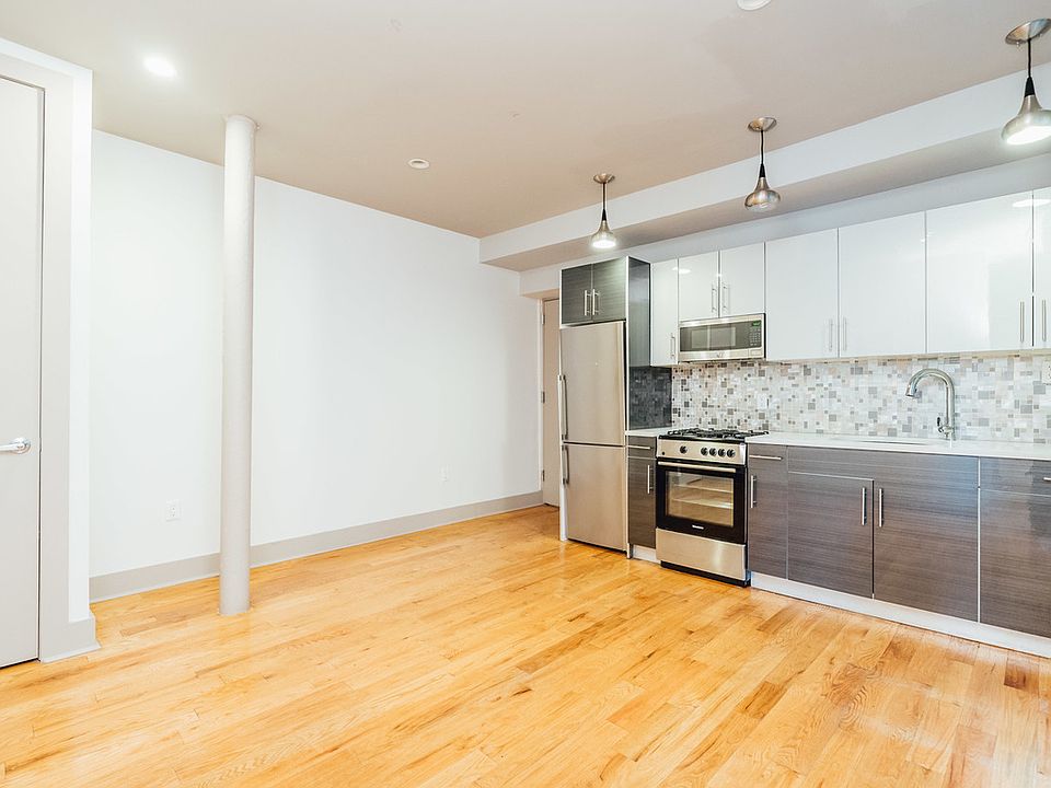 1st image of 292 Bedford Ave #9B