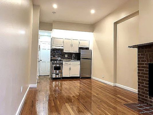 1st image of 246 W 20th St APT 2a