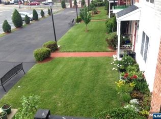 1001 Unicorn Way APT D002, Clifton, NJ 07011