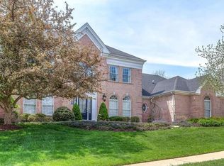 327 Pine Bend Dr, Chesterfield, MO