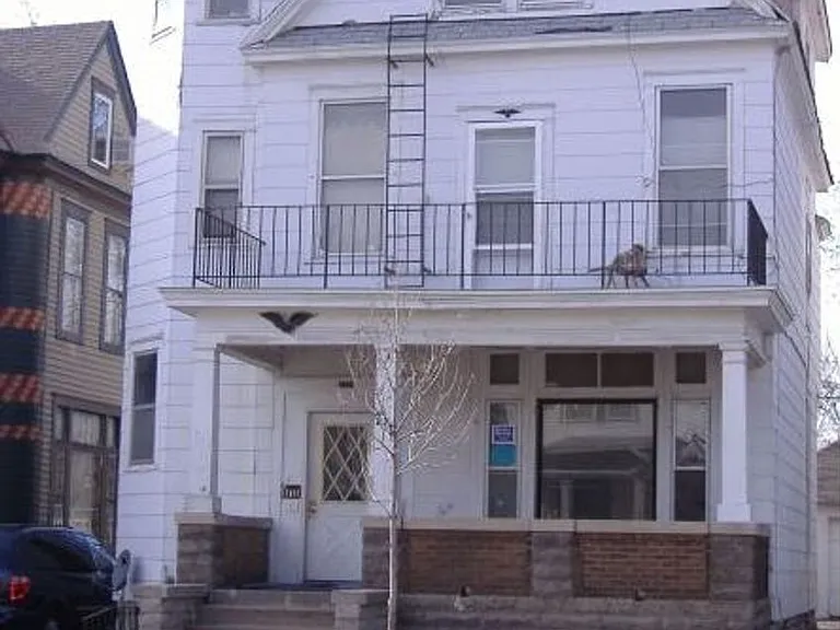 771 6th St E — Photo 14