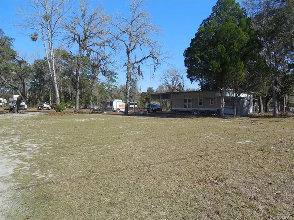 7127 W Grover Cleveland Blvd, Homosassa, FL 34446