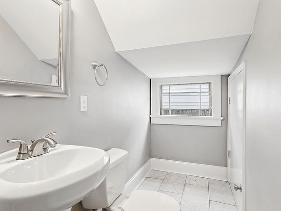4th image of 2427 Saint Bernard Ave