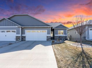 5001 E Cattail Dr, Sioux Falls, SD 57110
