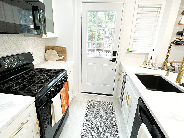 Arlington Ter — Photo 9