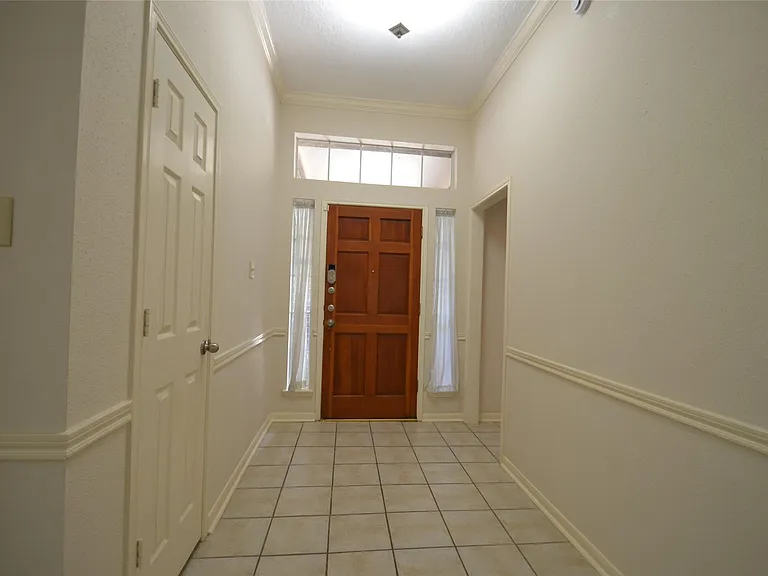 13802 Rosebranch Ct — Photo 2