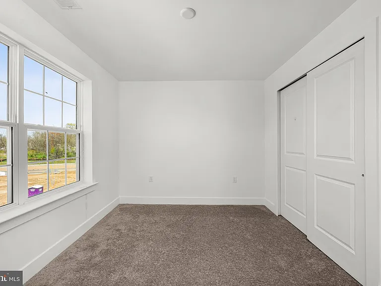 2307 Prince Hall Dr — Photo 30