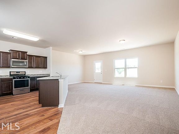 2nd image of 524 Sunrise Ln #402