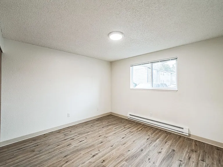 The 1800 Place Apartments — Photo 10