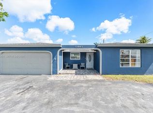 11841 NW 30th Pl, Sunrise, FL 33323