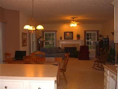 4th image of 1334 Chelsea Ct