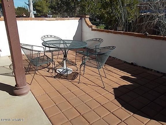 3rd image of 380 S Paseo Lobo