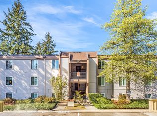 14600 NE 32nd St APT I17, Bellevue, WA 98007