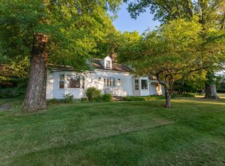 4 Birch Hill Rd, Pawling, NY 12564