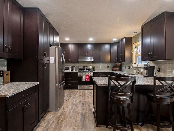 5th image of 4165 Scotch Pine Ct