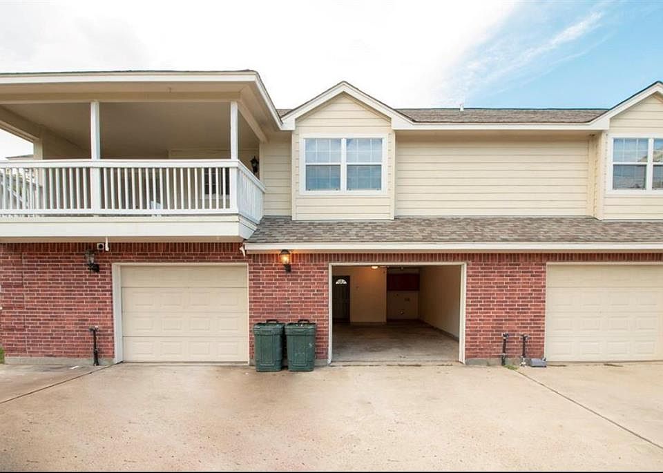 1st image of 1241 Lovett St #1241