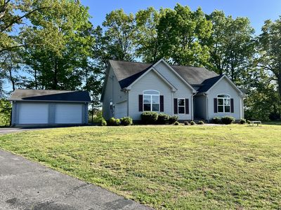 302 Aubrey Ct, Burns, TN, 37029