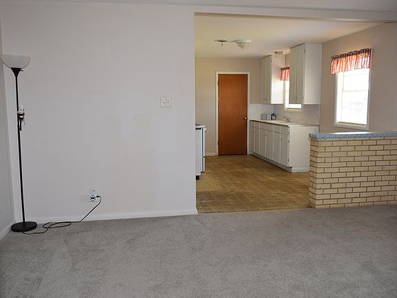 4th image of 3522 W Ohio Ave