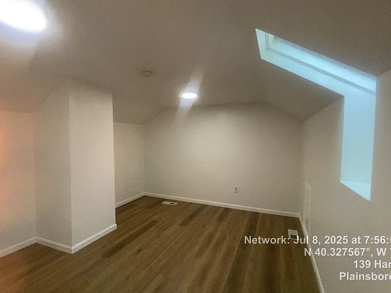 138 Hampshire Dr — Photo 19