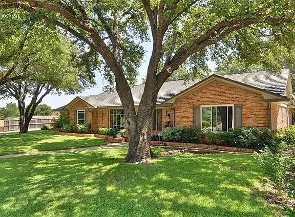 2nd image of 4115 Sarita Dr