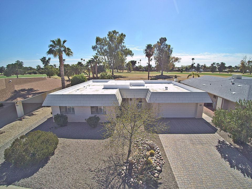 1st image of 9413 W Briarwood Cir